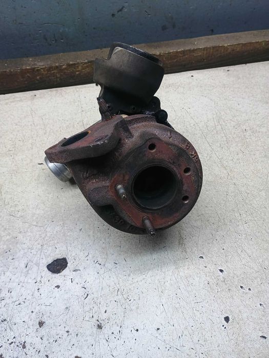 Turbosprężarka turbo turbina Renault Megane II Lift 1.5DCI 82  303720