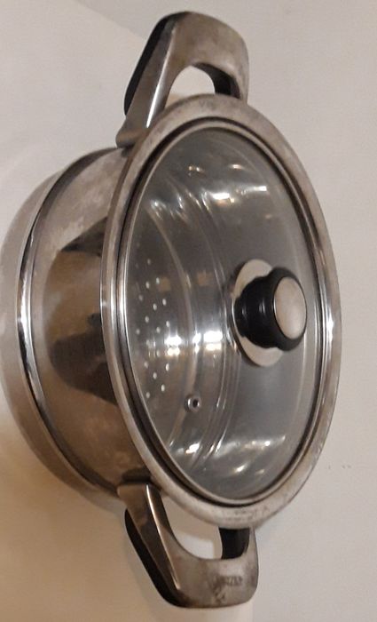 Кастрюля пароварка. Германия.