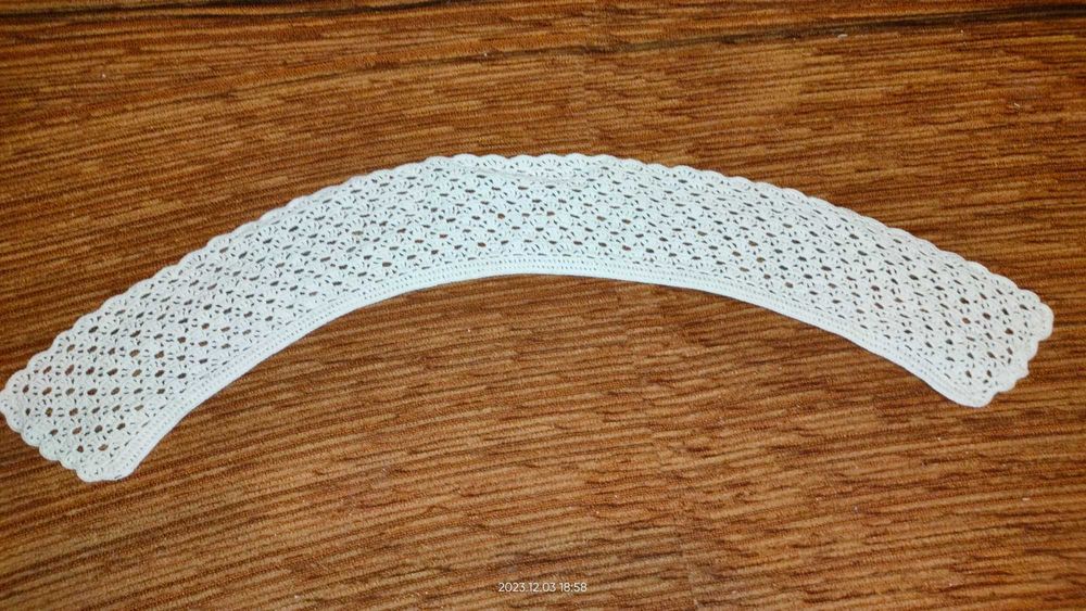 Kołnierzyk szydełkowy stan bdb