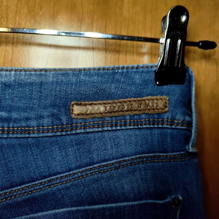 Calças de ganga com rasgões Tiffosi