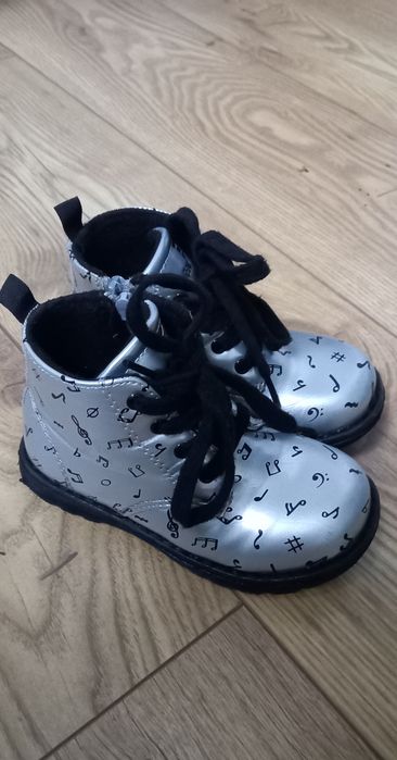 Buty dziecięce rozm.25