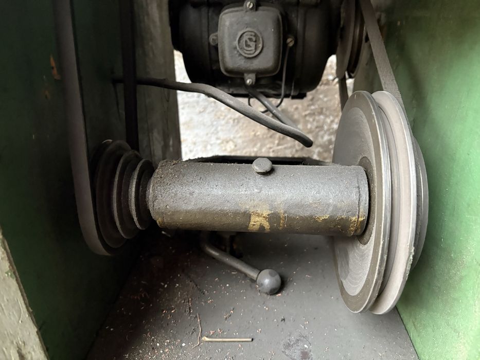 Tokarka stołowa tsa 16