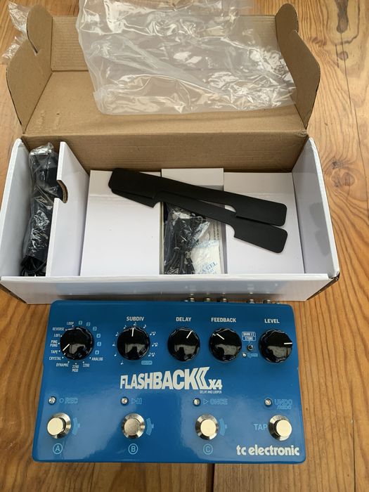 Flashback X4 II Delay/Looper como novo - MASH