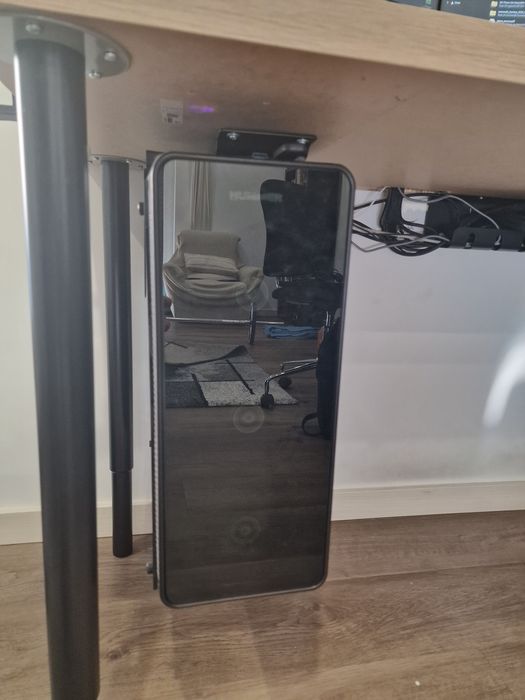 Suporte de Computador Secretária