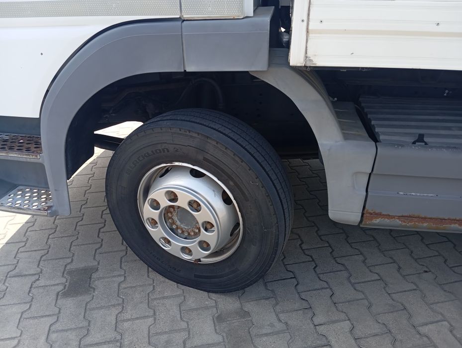 Samochód ciężarowy  Mercedes Atego  1218