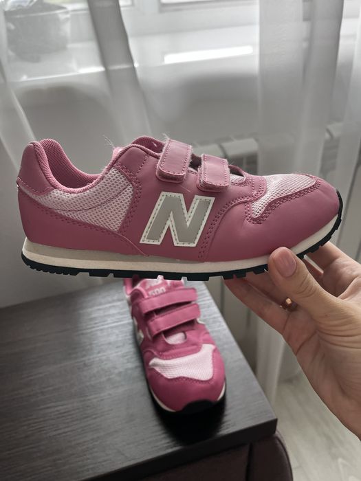 Дитячі кросівки nb