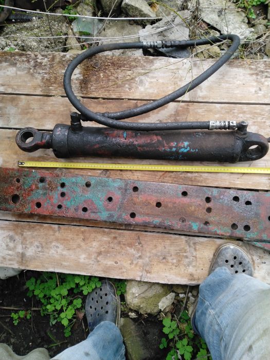 Цилиндр гидравлический