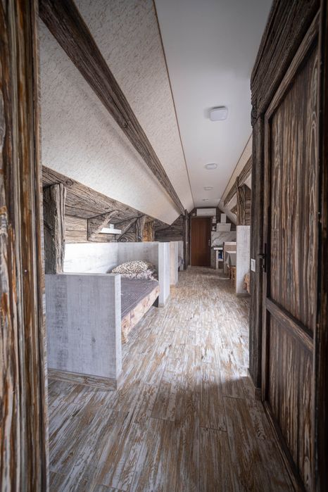 Три кімнатна в центрі старого міста.