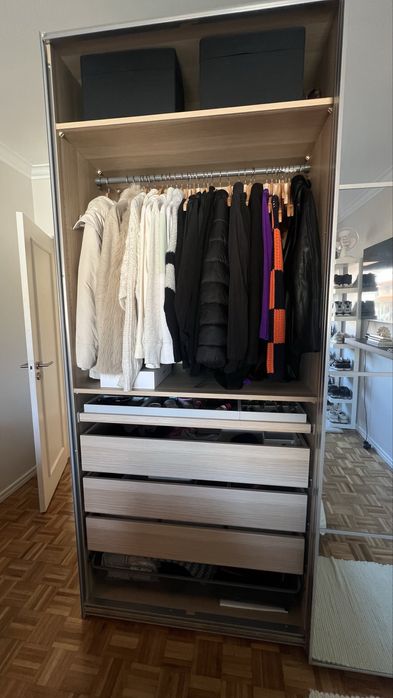 Roupeiro + porta joias Ikea