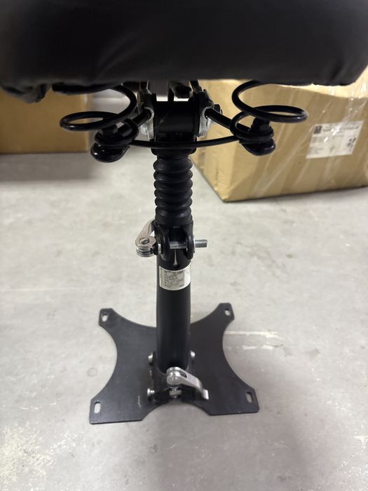 Сидіння для електросамоката