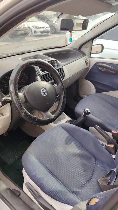 Fiat Punto 2003  1.2