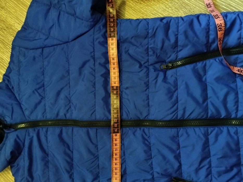 Осіння куртка на хлопчика підлітка 11 , 12 років