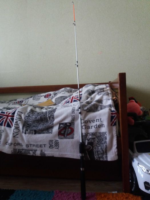 Обміняю спінінг крокодил на спінінг ленінградський срср