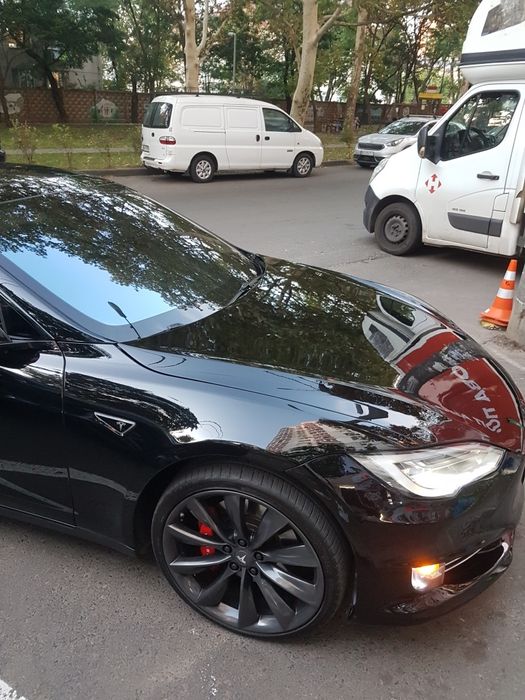 Продам Tesla model S P85 Perfomance