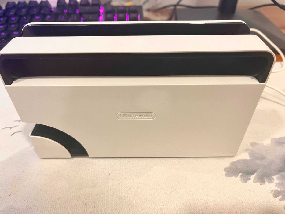 Nintendo Switch OLED com WII SPORTS