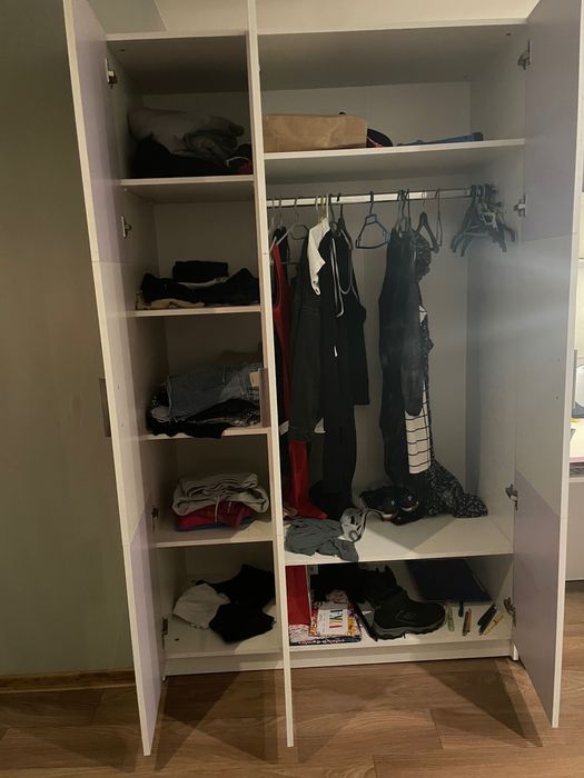 Meblościanka biało-różowa