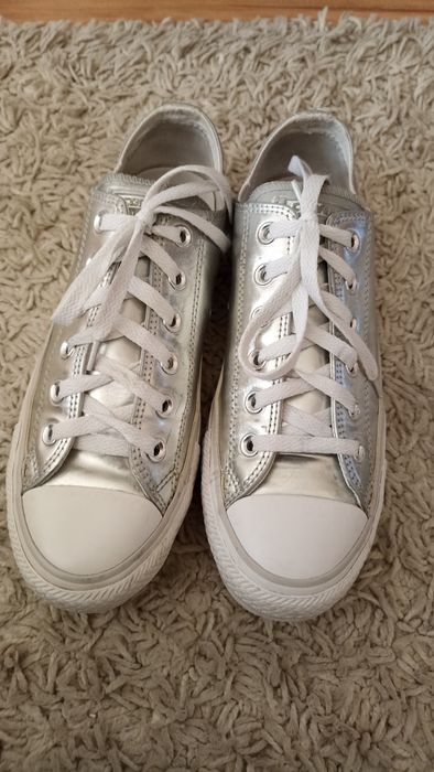 Srebrne trampki damskie Converse rozmiar 39