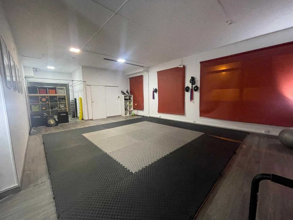 Loja para Qualquer Ramo Odivelas Aluga-se