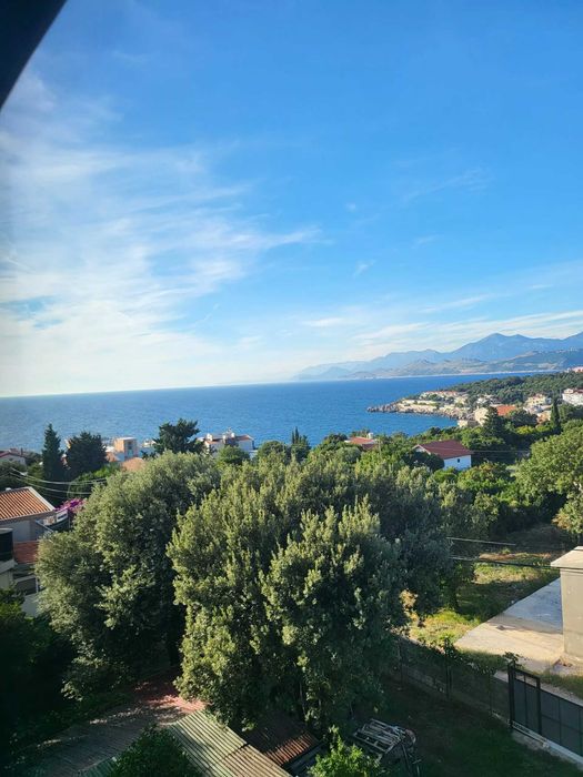 Wakacyjny Apartament z basenem  Czarnogóra- Utjeha do wynajecia