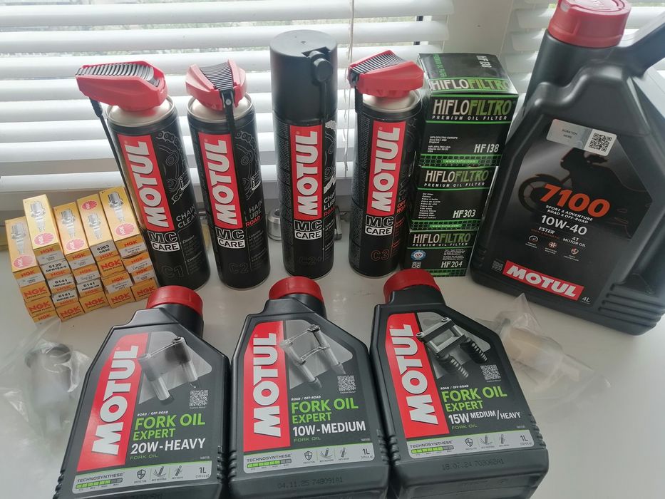 Motul мото масла змащувач цепа ngk свічки фільтр  hiflo