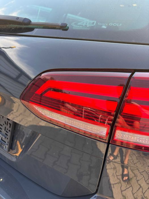 VW Golf 7 lift kombi lampa prawy tył w klapę prawa lampa ori