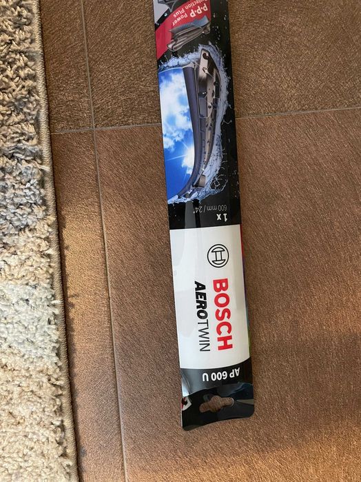 Wycieraczki Bosch komplet przód - 600 mm 450 mm