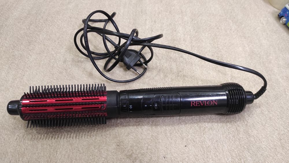 Фен- щітка Revlon