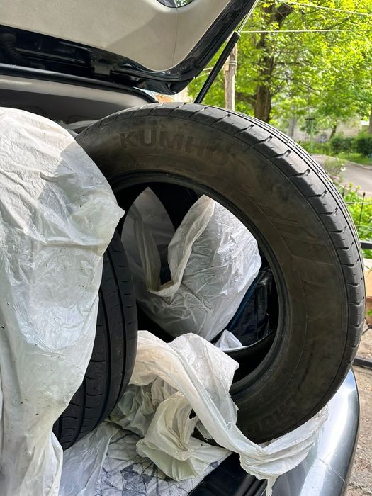 Продам Шины 235/60 R18 - Лето