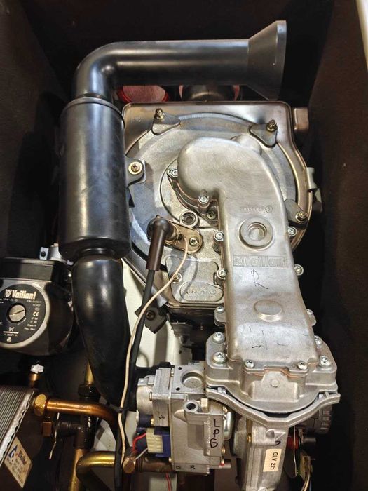 Газовый котёл Vaillant VHR NL 18–22 C  под пропан