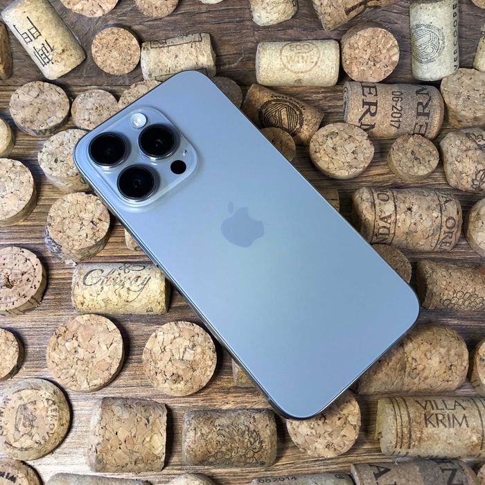 Apple iPhone 15 Pro 128Gb. Natural Titanium