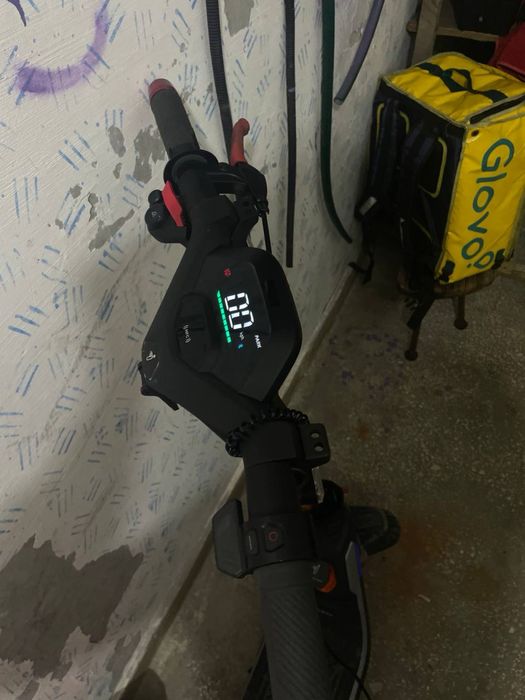 електросамокат Ninebot Segway P65