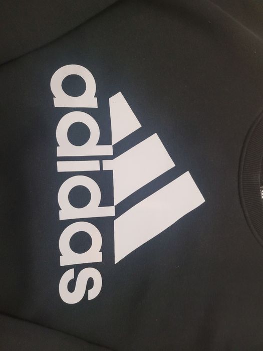 Czarna bluza adidas