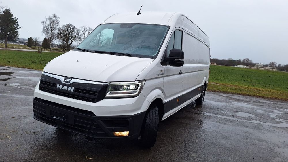 Bus Man TGE 3.140 long full LED