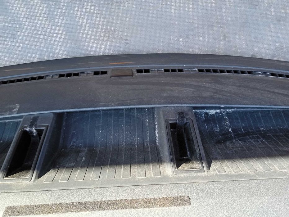 VW Crafter II deska rozdzielcza OE 22r Europa Man TGE