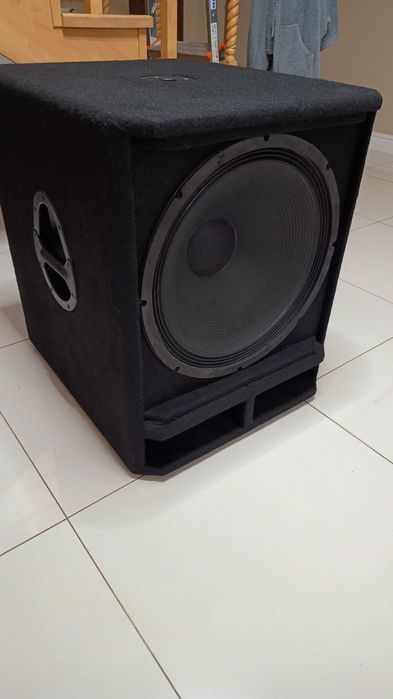 Kolumna Basowa 18" Behringer 18SW1600D8 – 1600W Peak / 8 Ohm