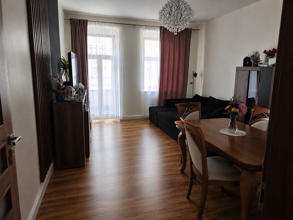 105 m² | 4 pokoje | balkon | 1. piętro | Legnica