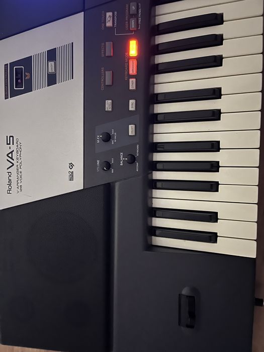 Sprzedam Arranger-keyboard Roland VA-5