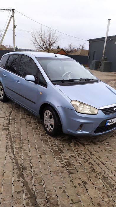 автомобіль Ford c max