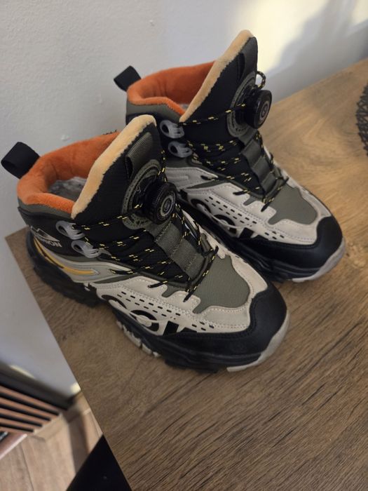 Buty zimowerozmiar 35
