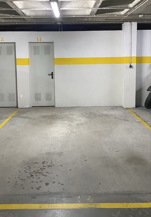 Apartamento Penthouse T4 Recuado - Possibilidade de Permuta (T2/T3)
