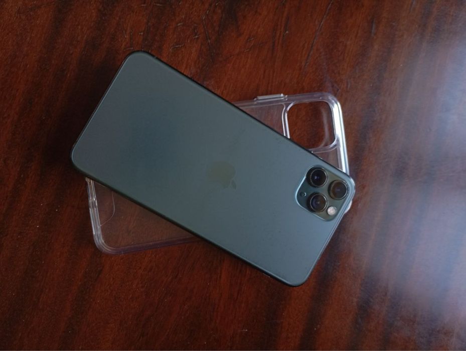 Продам Iphone 11 pro max 256gb