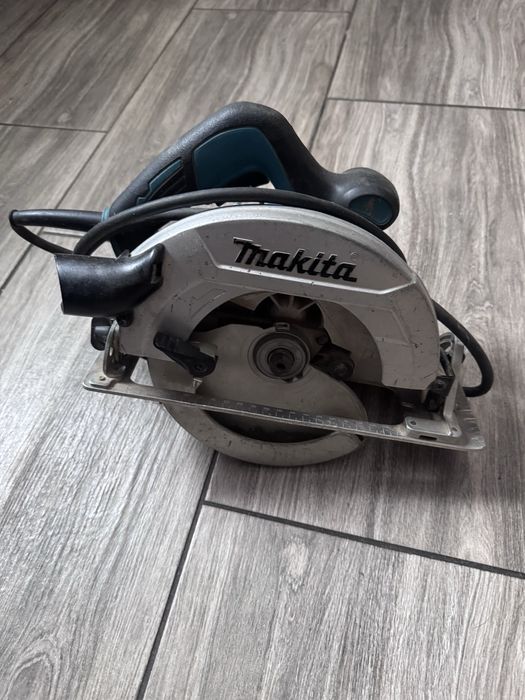 Piła tarczowa makita