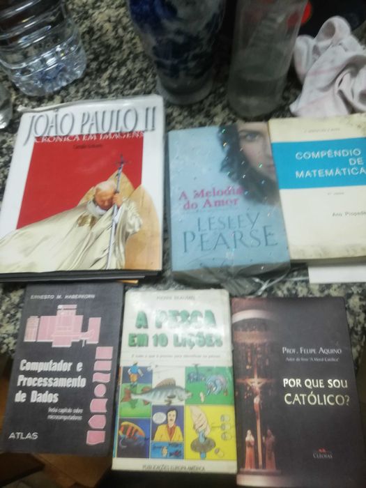 Peças decoração entre outras coisas. Antiguidades