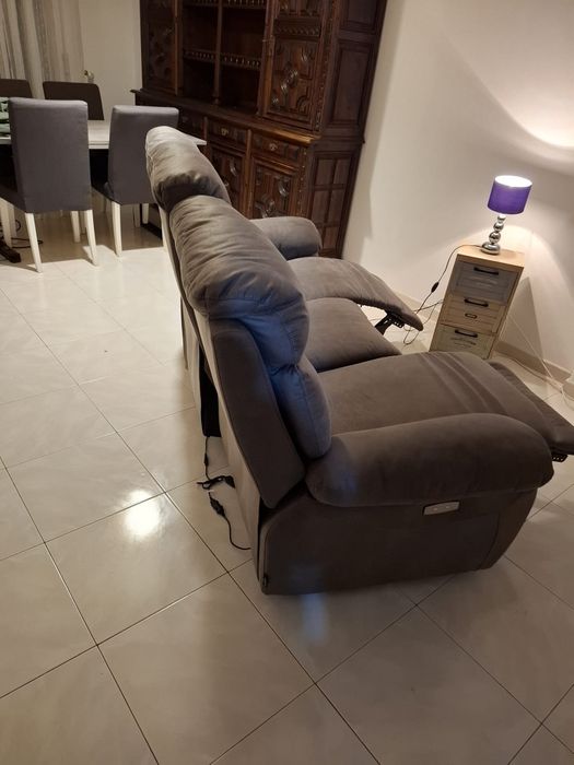 Sofá relax / reclinável 3 lugares