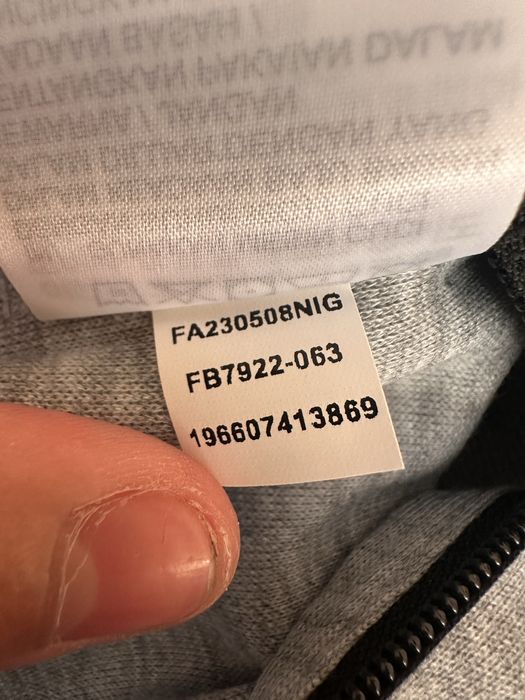 Толстовка чоловіча Nike Tech Fleece Full-Zip Hoodie Grey FB7921-063