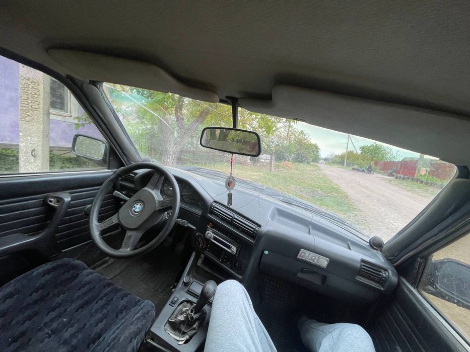 Bmw e30 1.8 (Не на ходу)