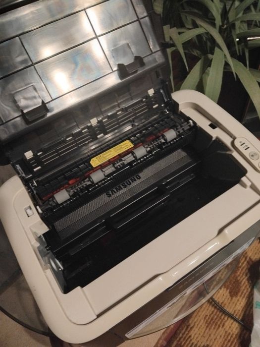 Продам Принтер Лазерный!! Samsung