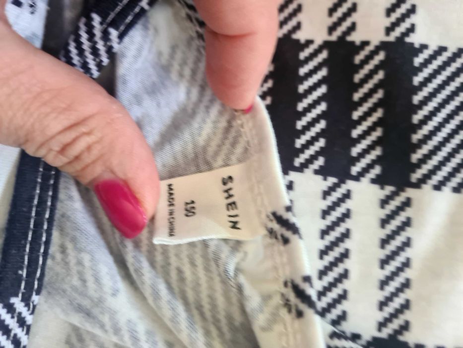 Vestido shein tam S podendo ser entregue região Algés