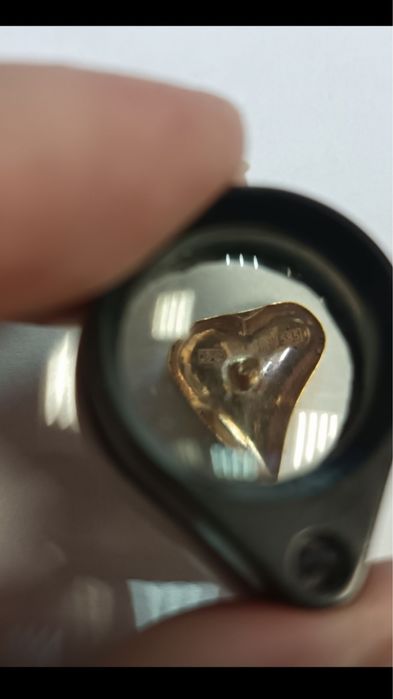 Золотые серьги-гвоздики