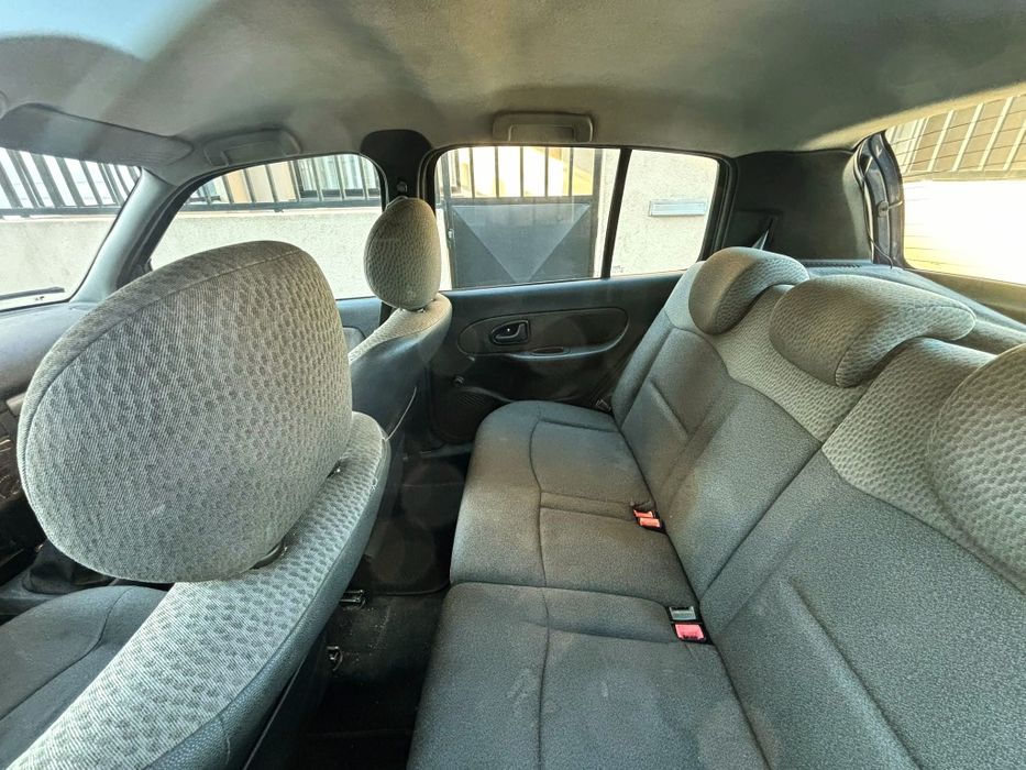 Renault Clio diesel 5lugares   IMPECÁVEL